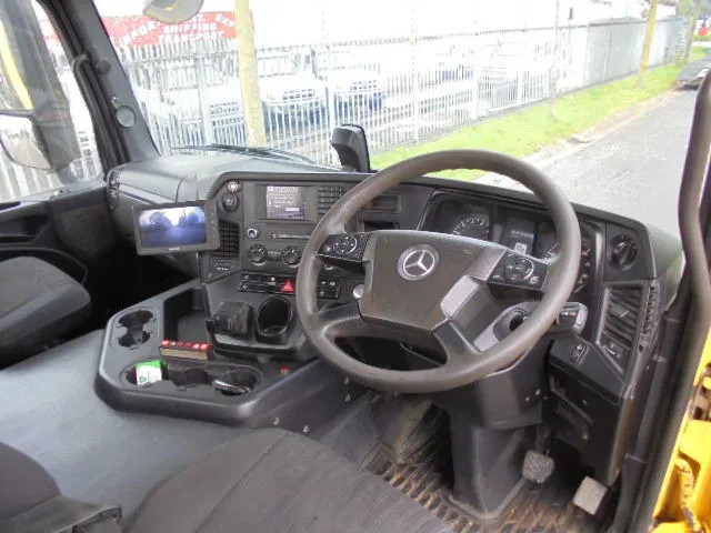 Cable system truck Mercedes-Benz Antos 1824 4X2: picture 15