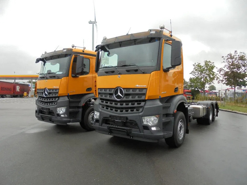 Mercedes-Benz Arocs 2848 6X2 NEW DEMO NL KENTEKEN - Cab chassis truck: picture 1 Mercedes-Benz Arocs 2848 6X2 NEW DEMO NL KENTEKEN - Cab chassis truck: picture 1