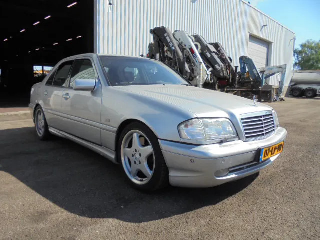 Mercedes-Benz C-Klasse 43 AMG - Saloon car: picture 2 Mercedes-Benz C-Klasse 43 AMG - Saloon car: picture 2
