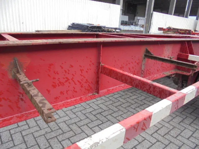 Container transporter/ Swap body semi-trailer Netam-Fruehauf OCCR 36 324 NL KENTEKEN STEEL SPRINGS: picture 12