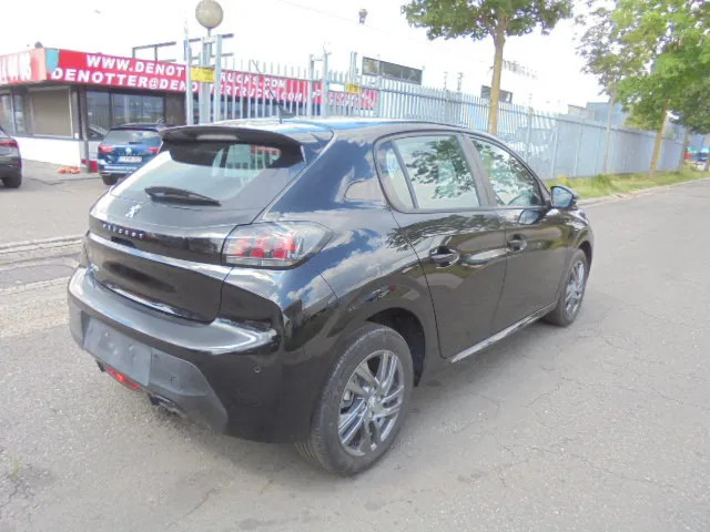 Peugeot 208 208 NEW TAX FREE - Hatchback: picture 5 Peugeot 208 208 NEW TAX FREE - Hatchback: picture 5