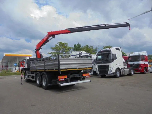 Renault 320 6X4 + FASSI F245 DEMO UNUSED - Dropside/ Flatbed truck, Crane truck: picture 5 Renault 320 6X4 + FASSI F245 DEMO UNUSED - Dropside/ Flatbed truck, Crane truck: picture 5