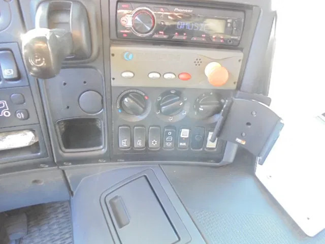 Refuse truck Scania P 310 6X2 NL TRUCK APK 04-2026: picture 11