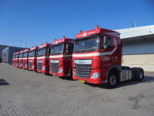 DAF XF 440 6X2 NL TRUCK 15X IN STOCK - Tractor unit: picture 1 DAF XF 440 6X2 NL TRUCK 15X IN STOCK - Tractor unit: picture 1
