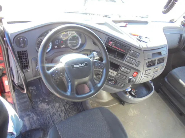 Tractor unit DAF XF 440 6X2 NL TRUCK: picture 9