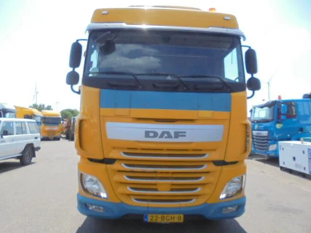 DAF XF 440 - Tractor unit: picture 2 DAF XF 440 - Tractor unit: picture 2