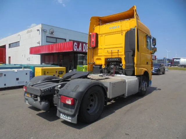 DAF XF 440 - Tractor unit: picture 5 DAF XF 440 - Tractor unit: picture 5