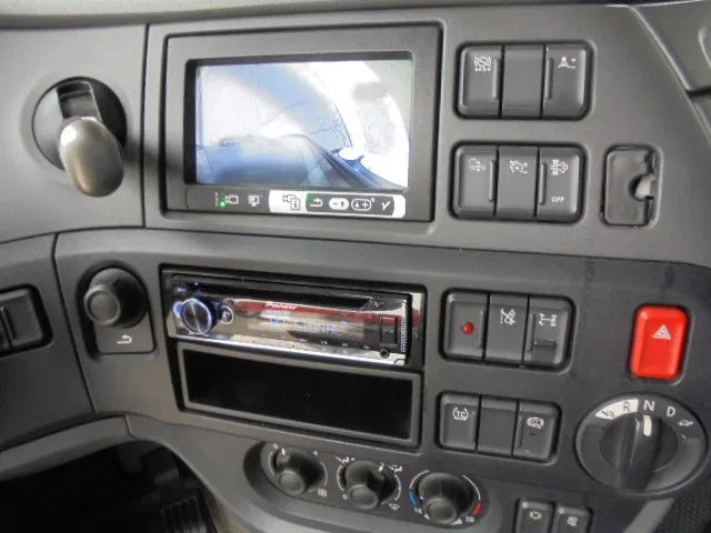 Tractor unit DAF XF 440 SUPER SPACE CAB NL TRUCK: picture 10 Tractor unit DAF XF 440 SUPER SPACE CAB NL TRUCK: picture 10