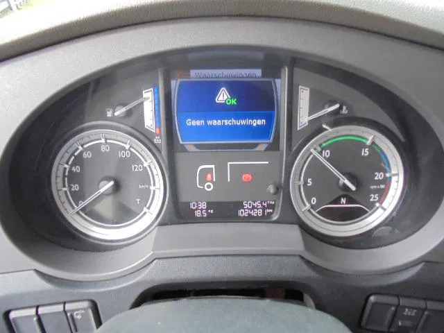 Tractor unit DAF XF 440 SUPER SPACE CAB NL TRUCK: picture 16 Tractor unit DAF XF 440 SUPER SPACE CAB NL TRUCK: picture 16