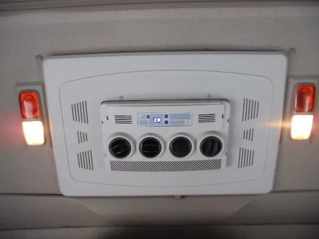 Tractor unit DAF XF 440 SUPER SPACE CAB NL TRUCK: picture 12 Tractor unit DAF XF 440 SUPER SPACE CAB NL TRUCK: picture 12