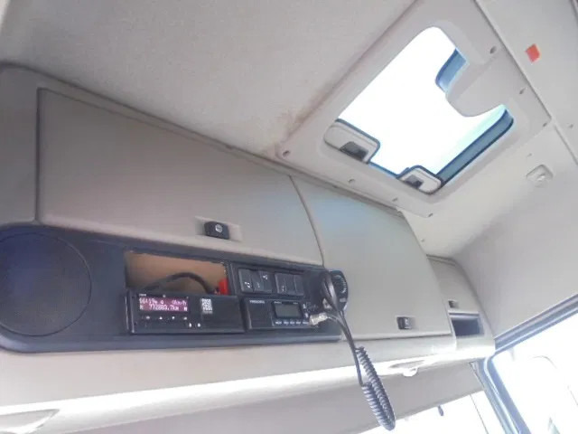 Tractor unit DAF XF 460 FT NL TRUCK: picture 14