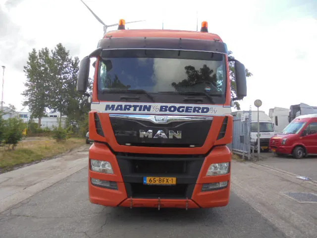 MAN TGX 26.440 XL NL TRUCK - Tractor unit: picture 2 MAN TGX 26.440 XL NL TRUCK - Tractor unit: picture 2