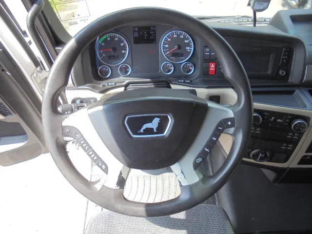 Tractor unit MAN TGX 26.500 XXL SMART TACHO NL TRUCK: picture 10