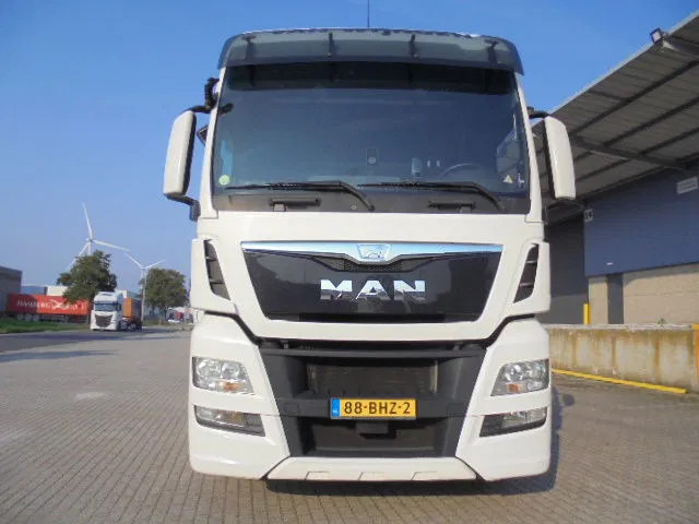 MAN TGX 28.480 6X2 XXL - Tractor unit: picture 2 MAN TGX 28.480 6X2 XXL - Tractor unit: picture 2