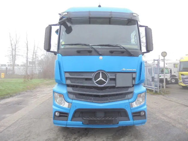 Mercedes-Benz Actros 1842 LS EUR6 - Tractor unit: picture 2 Mercedes-Benz Actros 1842 LS EUR6 - Tractor unit: picture 2