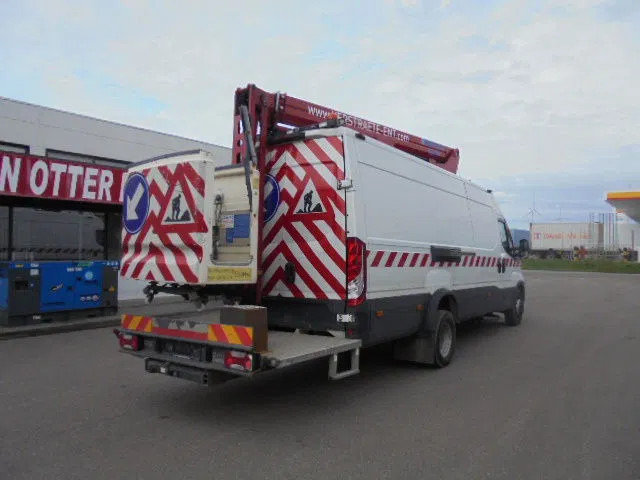 Iveco Daily 70 70C17 - Truck: picture 4 Iveco Daily 70 70C17 - Truck: picture 4