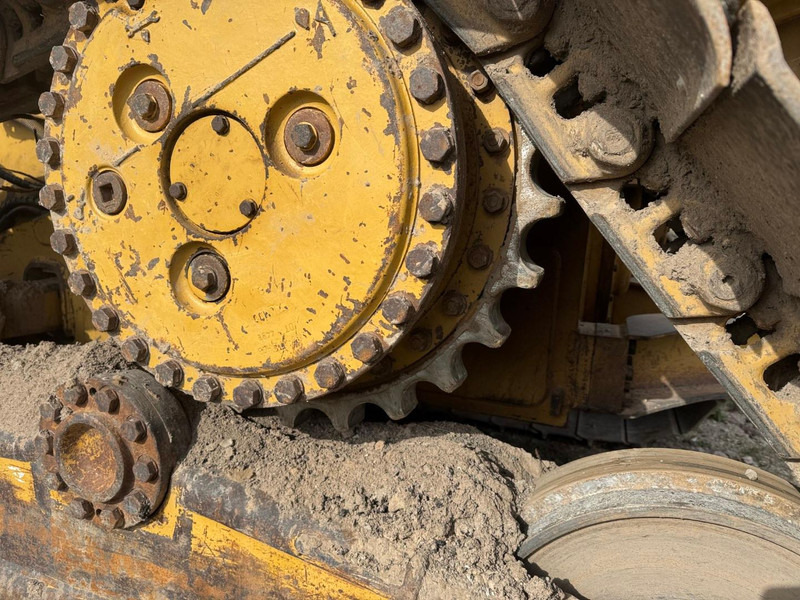 Caterpillar D6M - Bulldozer: picture 5 Caterpillar D6M - Bulldozer: picture 5