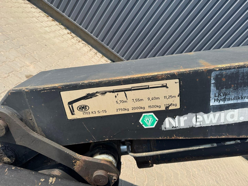HMF 1703 K 3 - Truck mounted crane for Truck: picture 5 HMF 1703 K 3 - Truck mounted crane for Truck: picture 5