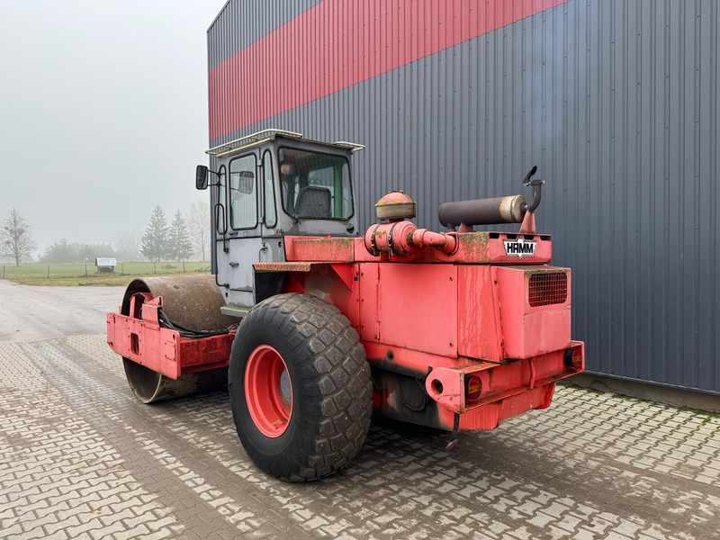 Hamm 2411 - Roller: picture 4 Hamm 2411 - Roller: picture 4