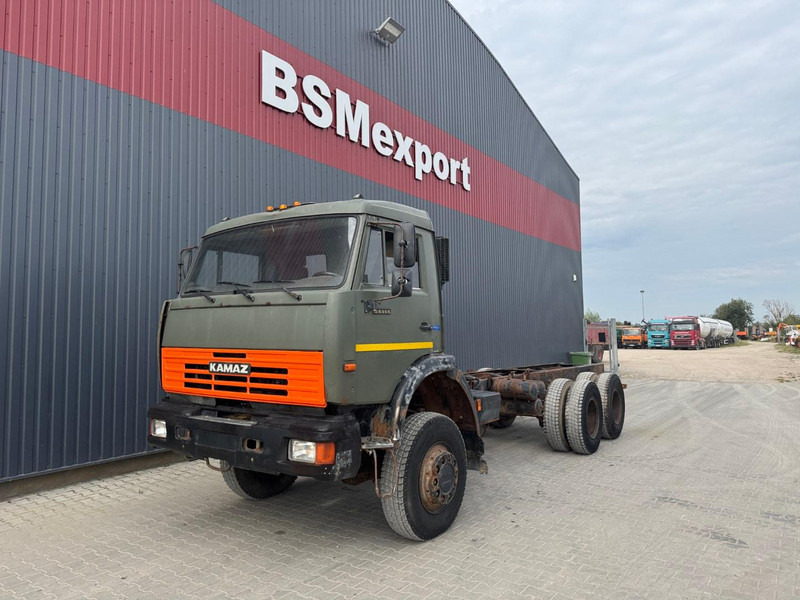 Kamaz 65111, 6x6 - Cab chassis truck: picture 1 Kamaz 65111, 6x6 - Cab chassis truck: picture 1