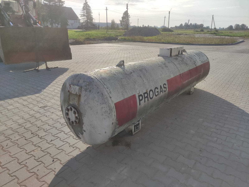 LPG 2400L LPG tank - Fuel tank: picture 4 LPG 2400L LPG tank - Fuel tank: picture 4