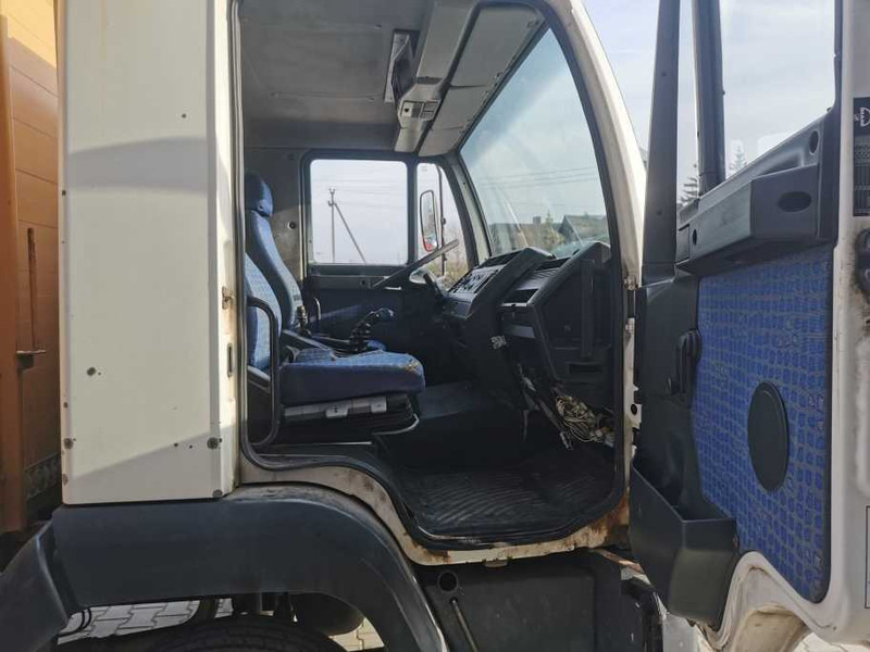 Livestock truck MAN LE 12.189 livestock truck: picture 12