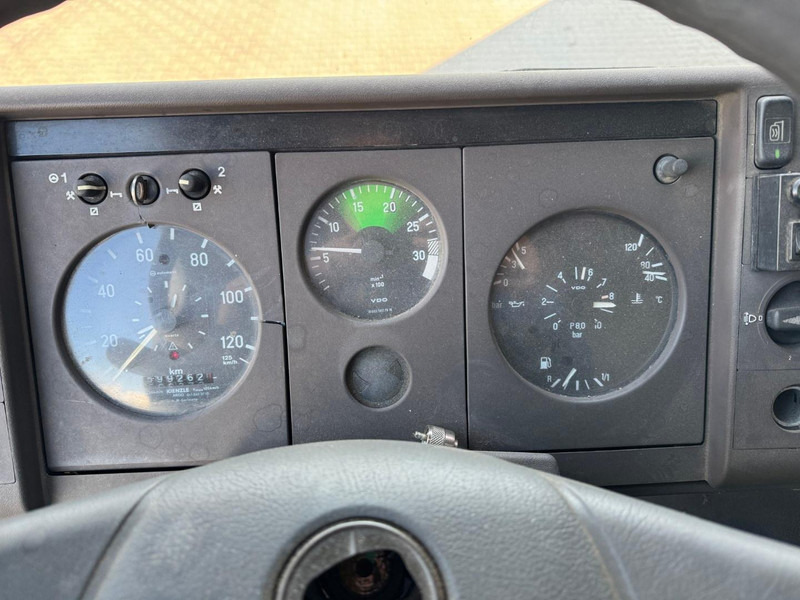 Curtain side truck Mercedes-Benz 814: picture 12