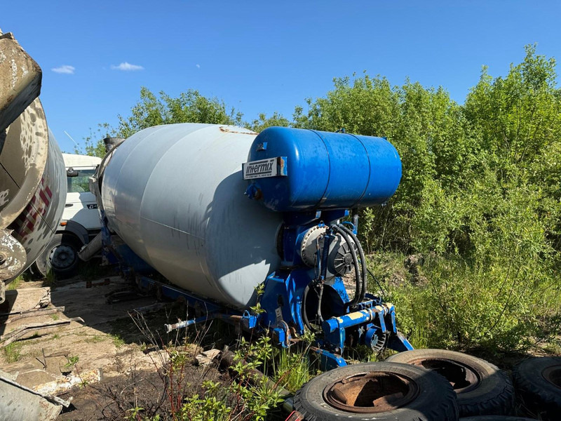 Mercedes-Benz Actros, MAN. 10 x pieces mixer. 9-10 m3 - Concrete mixer truck: picture 3 Mercedes-Benz Actros, MAN. 10 x pieces mixer. 9-10 m3 - Concrete mixer truck: picture 3