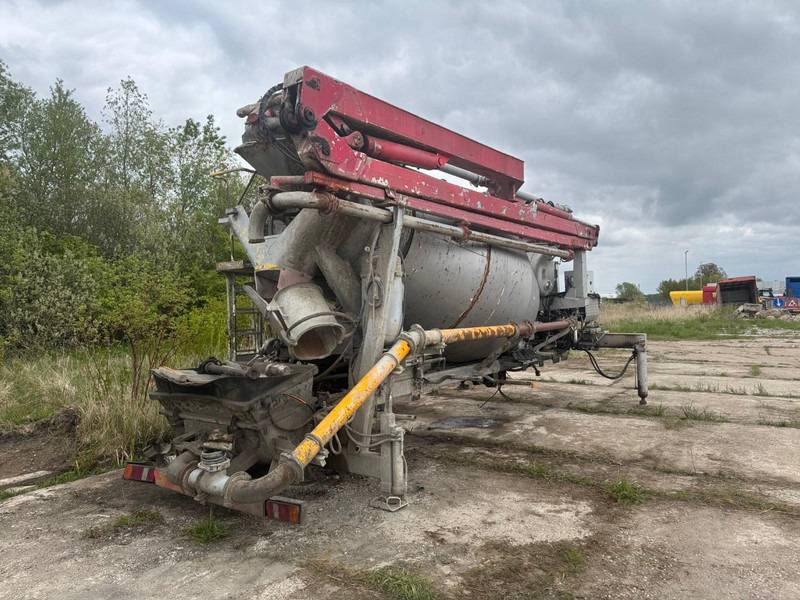 Mercedes-Benz Actros. Putzmeister 24 m + 6 mixer drum - Concrete mixer truck: picture 3 Mercedes-Benz Actros. Putzmeister 24 m + 6 mixer drum - Concrete mixer truck: picture 3