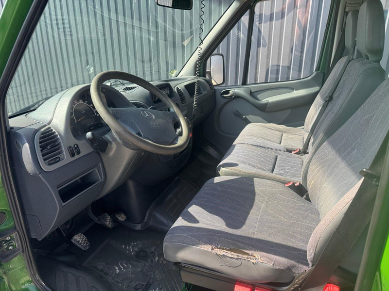 Mercedes-Benz Sprinter 313 - Open body delivery van: picture 5 Mercedes-Benz Sprinter 313 - Open body delivery van: picture 5