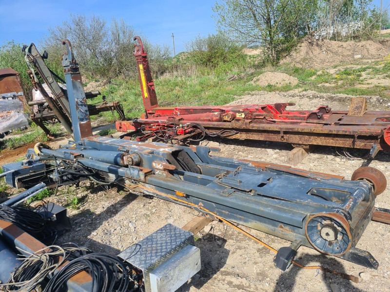 Meiller choise of 6 units - Spare parts for Truck: picture 4 Meiller choise of 6 units - Spare parts for Truck: picture 4