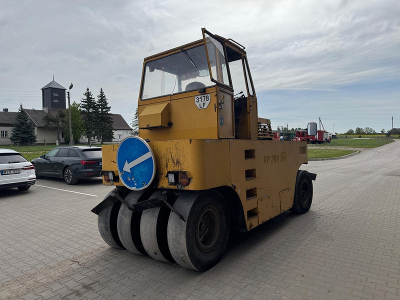 Stavostroj VP200 - Pneumatic roller: picture 4 Stavostroj VP200 - Pneumatic roller: picture 4