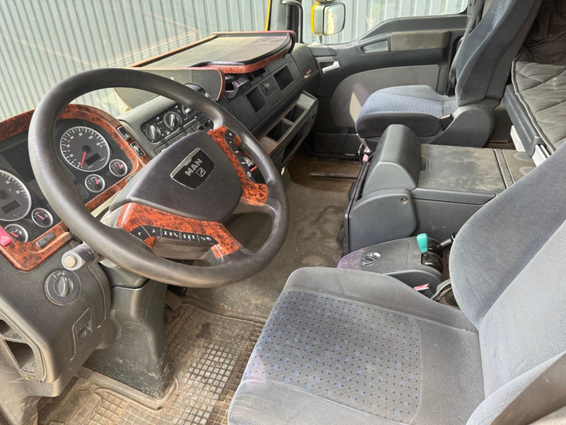 MAN TGA 26.440, 6X4 - Tractor unit: picture 5 MAN TGA 26.440, 6X4 - Tractor unit: picture 5