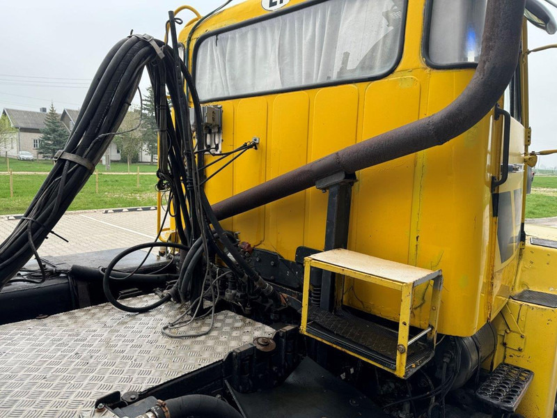 Volvo N12, N1225 - Tractor unit: picture 5 Volvo N12, N1225 - Tractor unit: picture 5