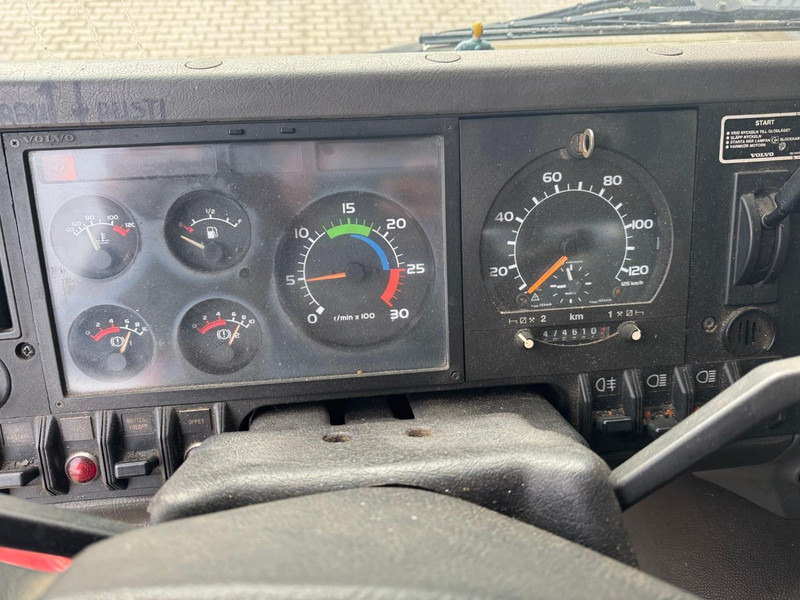 Vacuum truck Volvo FL 10, 13200 liter: picture 9