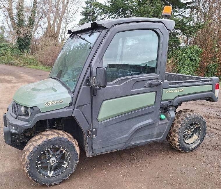 John Deere XUV 865M - ATV/ Quad: picture 3 John Deere XUV 865M - ATV/ Quad: picture 3