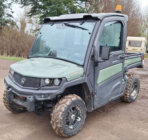 John Deere XUV 865M - ATV/ Quad: picture 1 John Deere XUV 865M - ATV/ Quad: picture 1