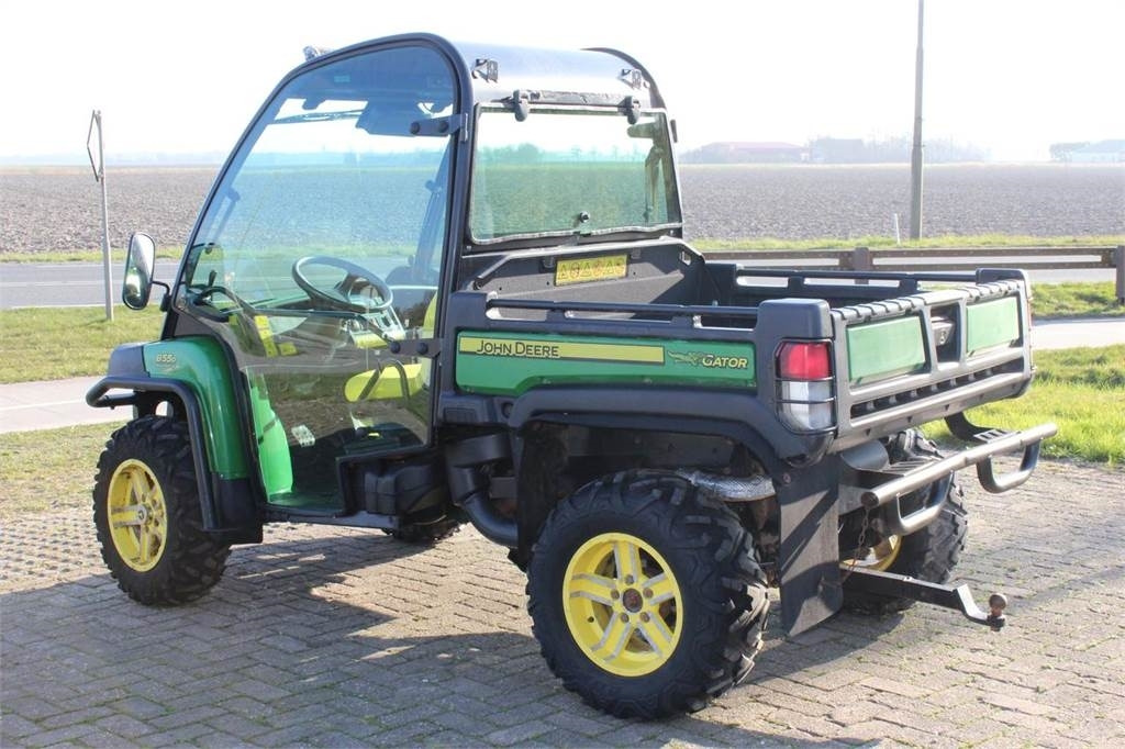 John Deere XUV855D Gator - ATV/ Quad: picture 4 John Deere XUV855D Gator - ATV/ Quad: picture 4