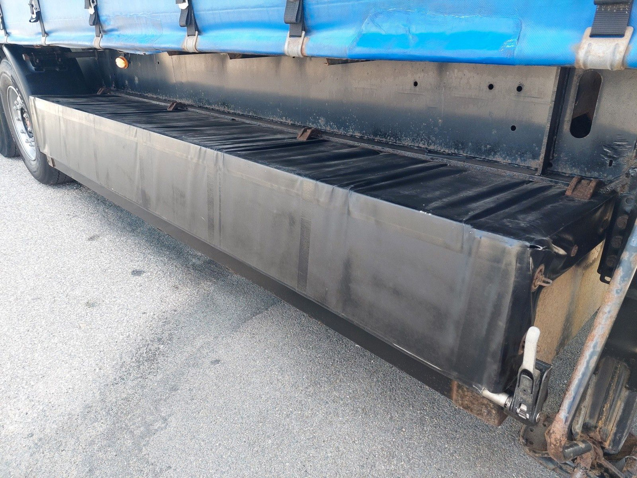 Curtainsider semi-trailer Kögel S24-1 C2V Standard Coil Mulde: picture 12 Curtainsider semi-trailer Kögel S24-1 C2V Standard Coil Mulde: picture 12