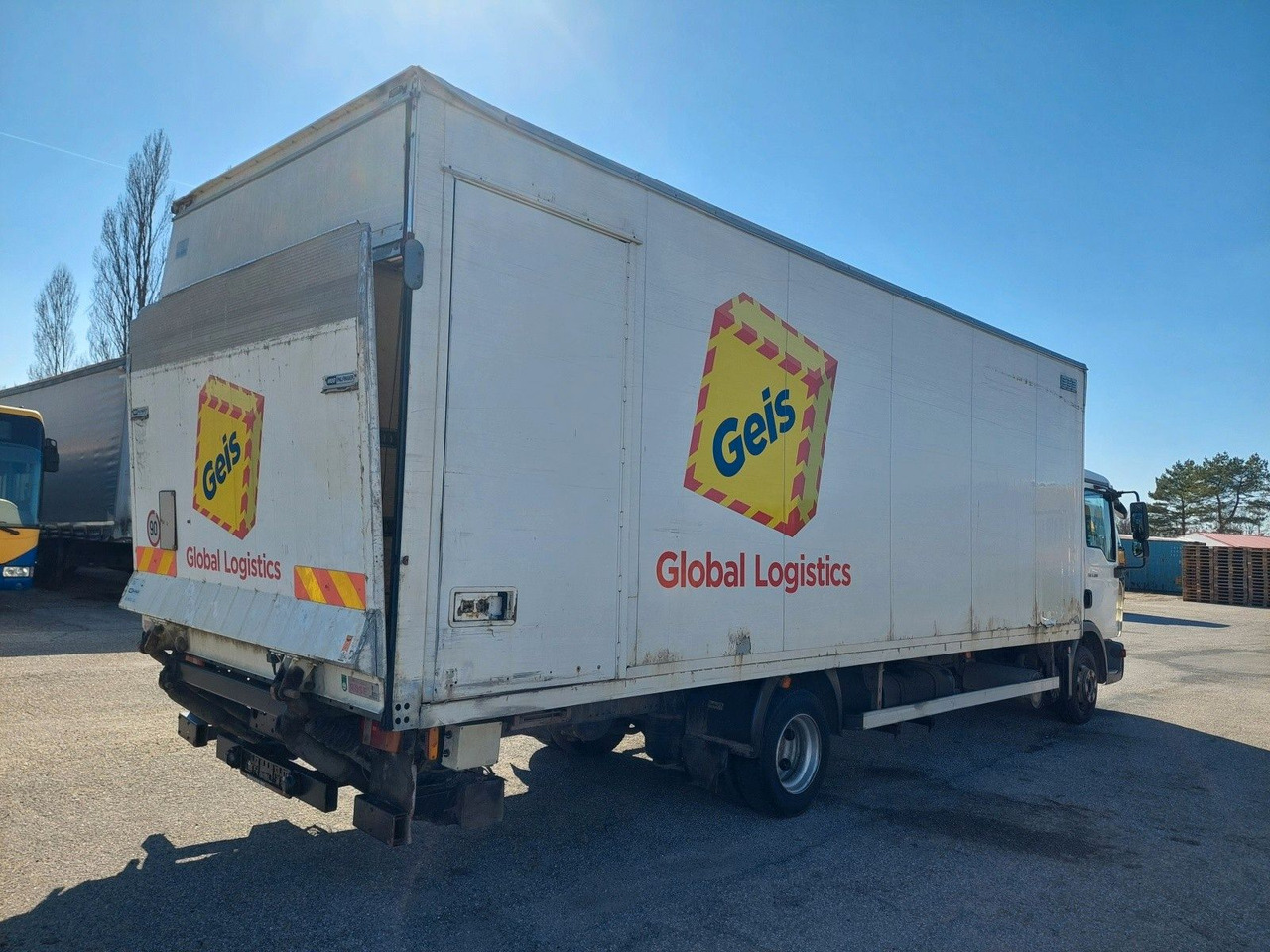 MAN TGL 7.180 4X2 BL - Closed box van: picture 4 MAN TGL 7.180 4X2 BL - Closed box van: picture 4