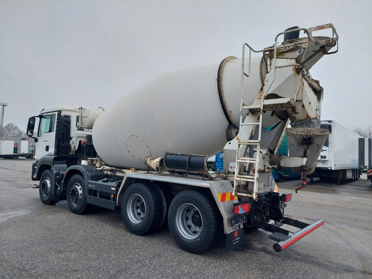 MAN TGS 32.420 BB Intermix 9m3 8x4 - Concrete mixer truck: picture 3 MAN TGS 32.420 BB Intermix 9m3 8x4 - Concrete mixer truck: picture 3