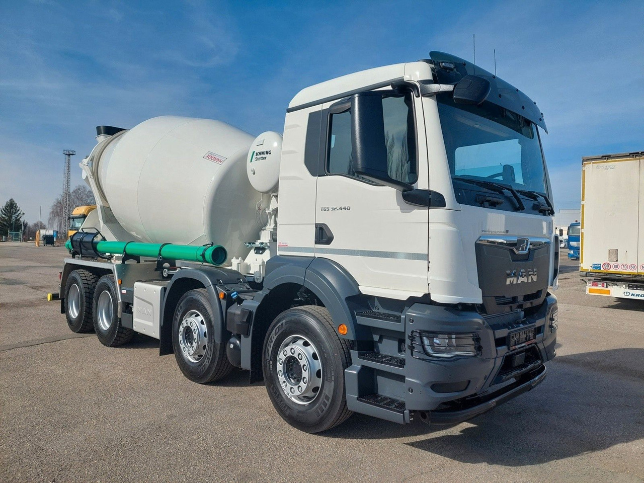 MAN TGS 32.440 8x4 BB CH Stetter 9 m³ - Concrete mixer truck: picture 2 MAN TGS 32.440 8x4 BB CH Stetter 9 m³ - Concrete mixer truck: picture 2
