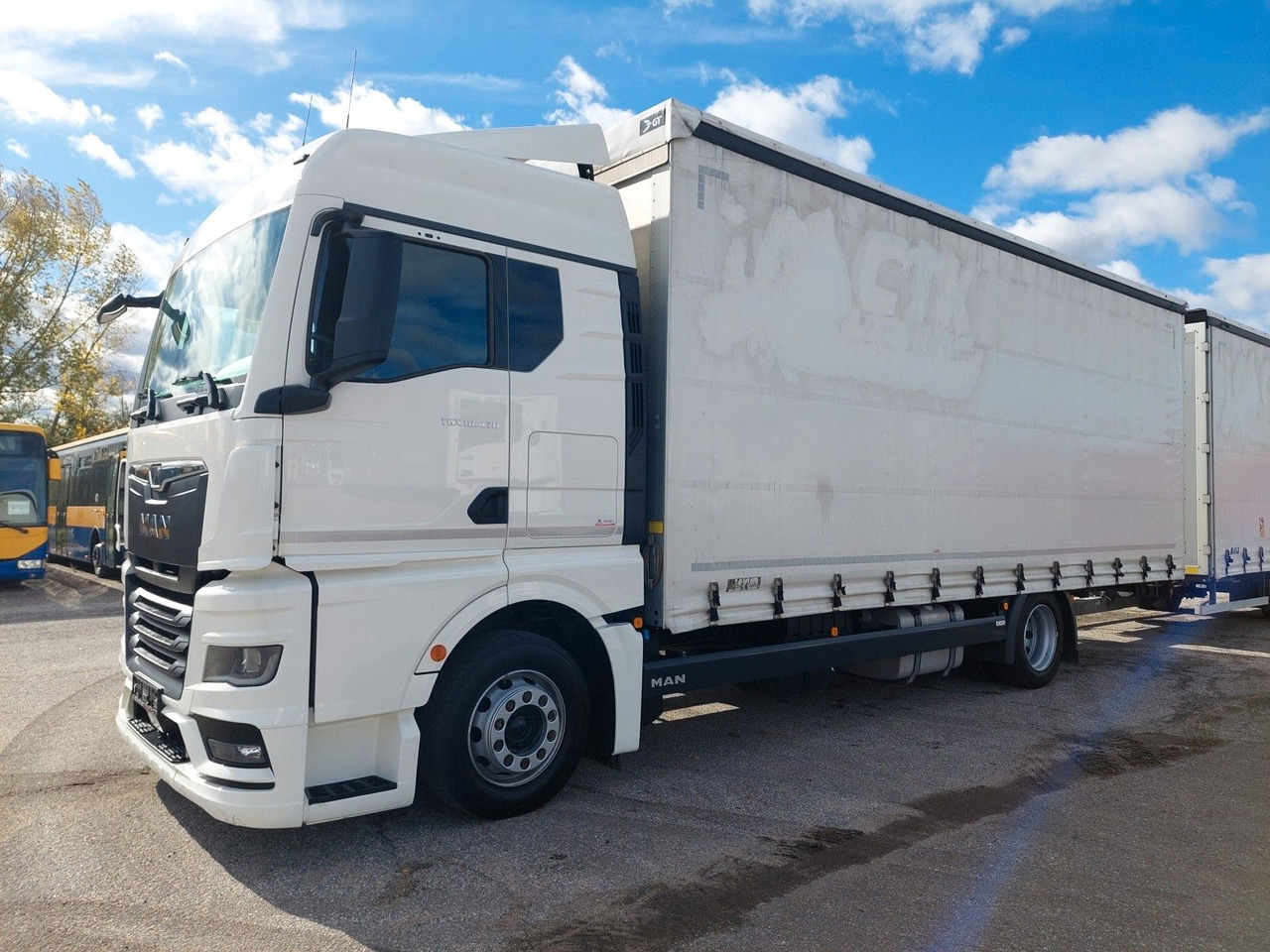 MAN TGX 18.470 LL + Gniotpol G-4080 120 m3 Durchbar - Curtain side truck: picture 5 MAN TGX 18.470 LL + Gniotpol G-4080 120 m3 Durchbar - Curtain side truck: picture 5