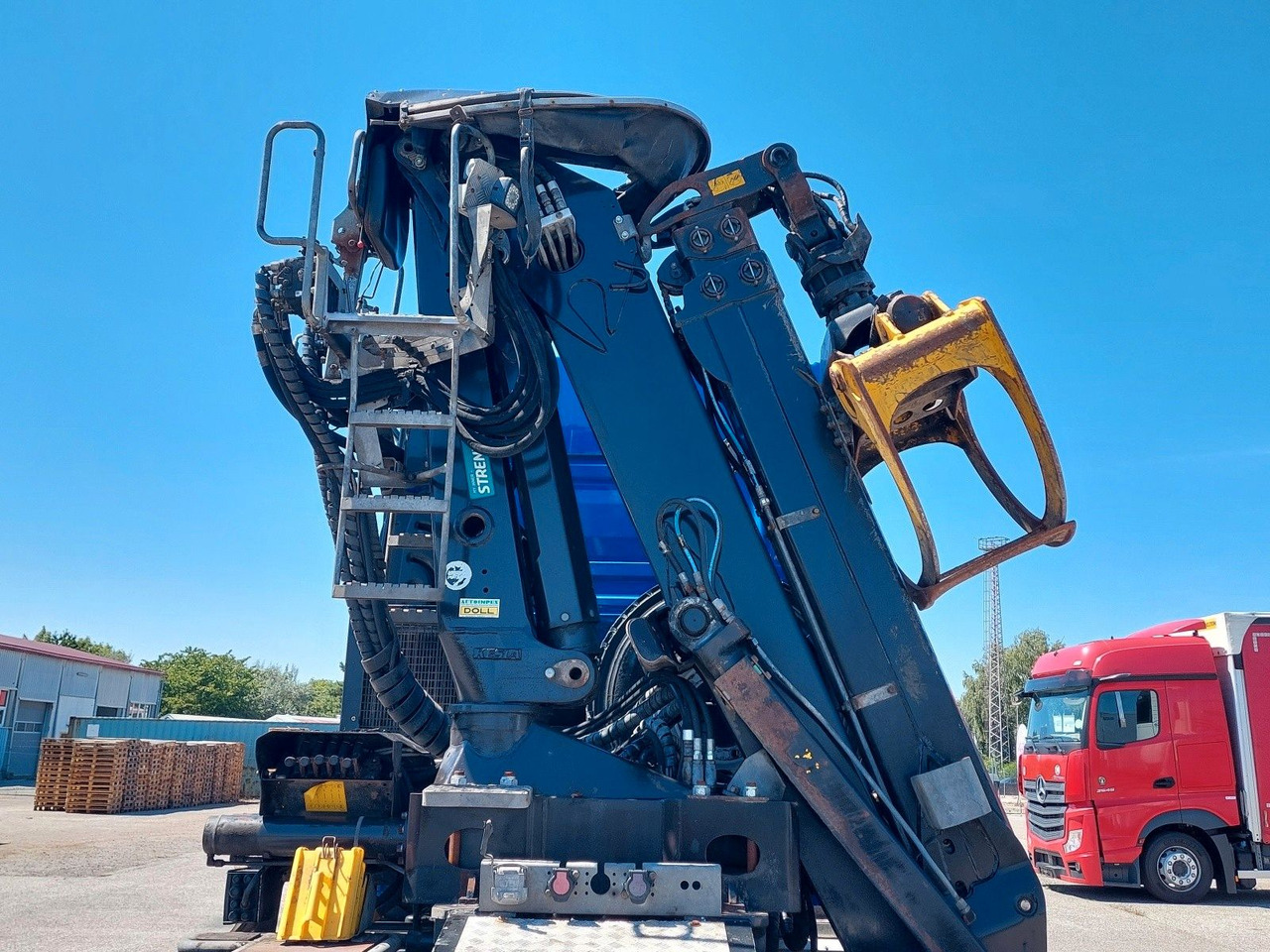 MAN TG3 33.510 6X6 BL KRAN LANGHOLZ Kesla 2117ZT94 - Tractor unit: picture 5 MAN TG3 33.510 6X6 BL KRAN LANGHOLZ Kesla 2117ZT94 - Tractor unit: picture 5
