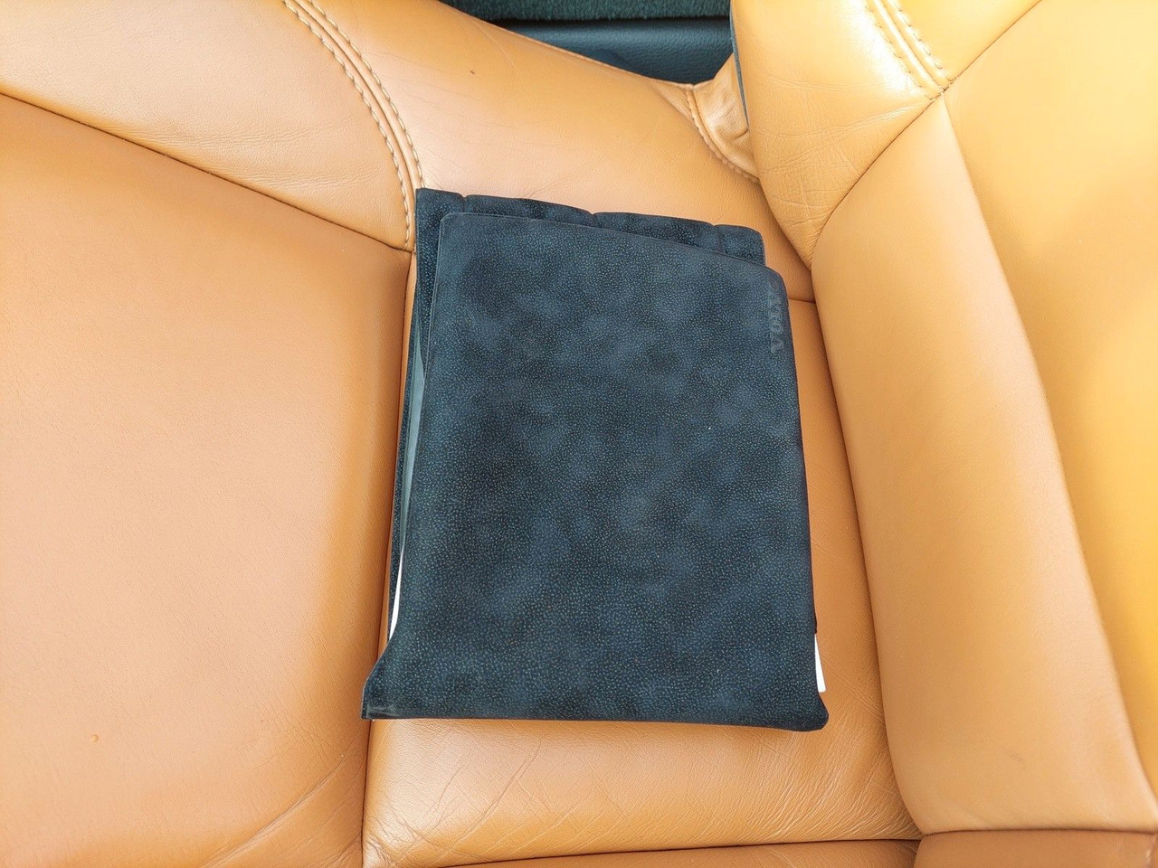 Convertible Volvo C70 Cabriolet 2.4 T: picture 45 Convertible Volvo C70 Cabriolet 2.4 T: picture 45