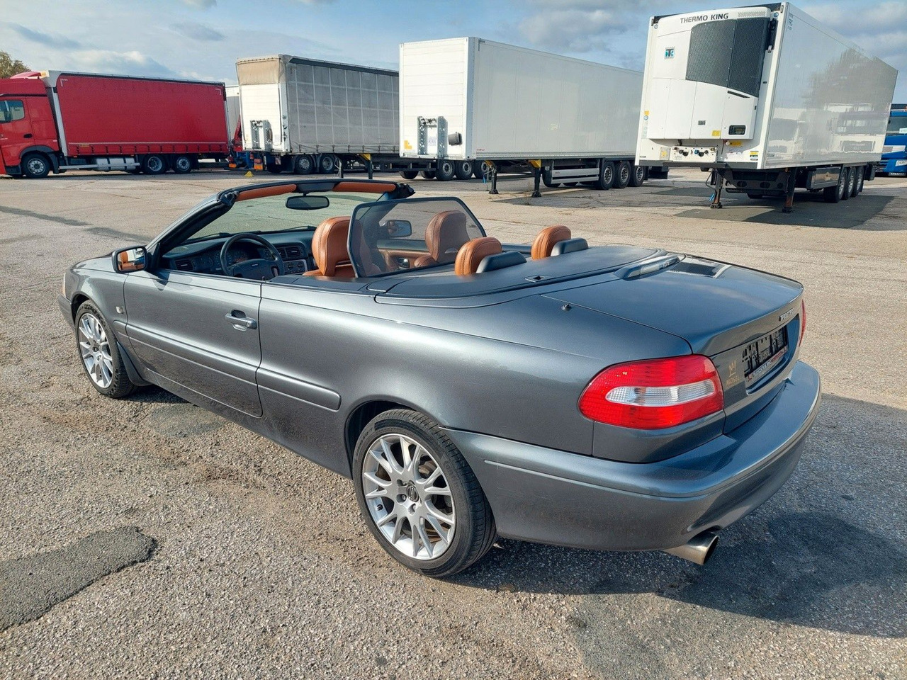 Volvo C70 Cabriolet 2.4 T - Convertible: picture 3 Volvo C70 Cabriolet 2.4 T - Convertible: picture 3