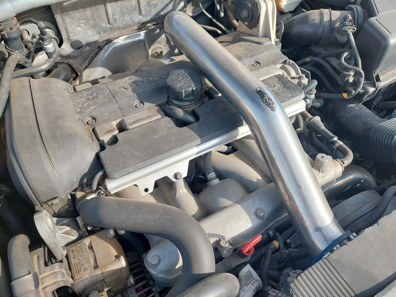 Convertible Volvo C70 Cabriolet 2.4 T: picture 15 Convertible Volvo C70 Cabriolet 2.4 T: picture 15