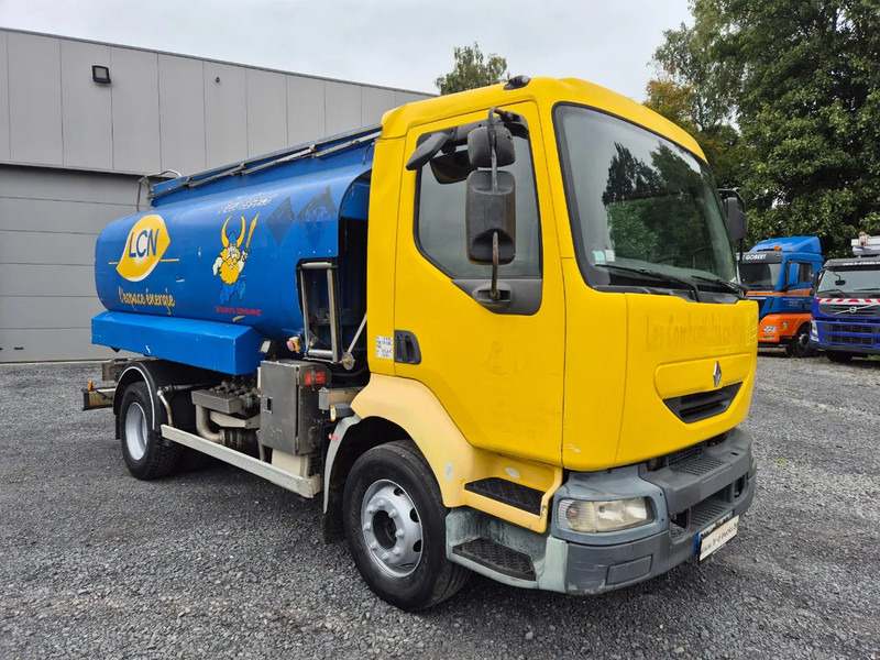 Renault Midlum 220 10500L FUEL / CARBURANT - 4 COMP/A LAMES - Tanker truck: picture 3 Renault Midlum 220 10500L FUEL / CARBURANT - 4 COMP/A LAMES - Tanker truck: picture 3