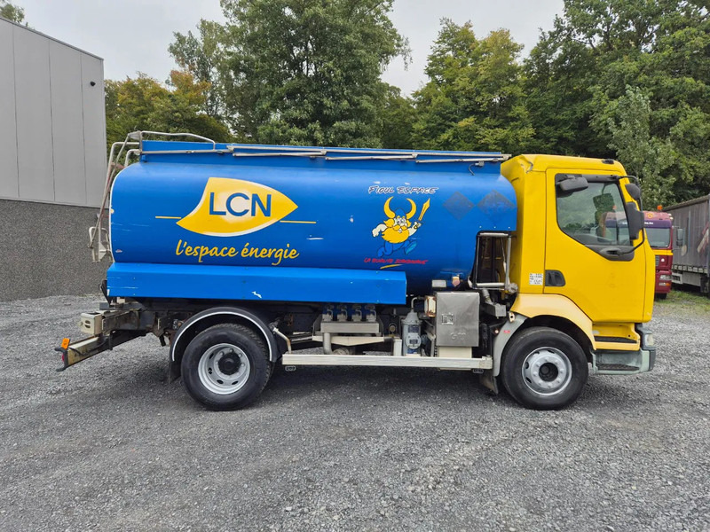 Renault Midlum 220 10500L FUEL / CARBURANT - 4 COMP/A LAMES - Tanker truck: picture 4 Renault Midlum 220 10500L FUEL / CARBURANT - 4 COMP/A LAMES - Tanker truck: picture 4