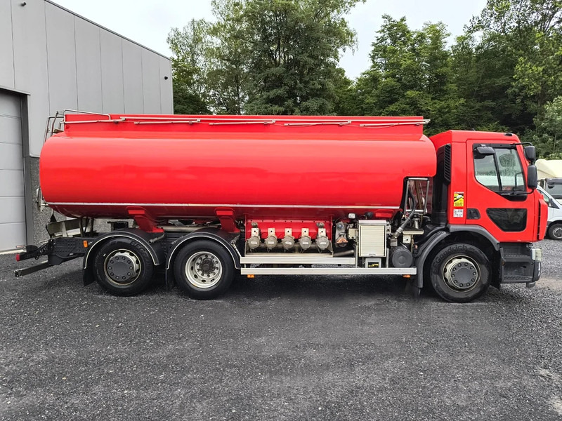 Renault Premium 320 FUEL / CARBURANT 18000L - 5 COMP - Tanker truck: picture 4 Renault Premium 320 FUEL / CARBURANT 18000L - 5 COMP - Tanker truck: picture 4